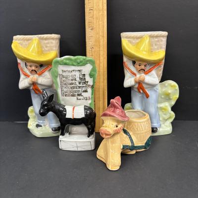 LOT 138: Vintage Japan Lusterware Porcelain Figural Wall Pockets & More