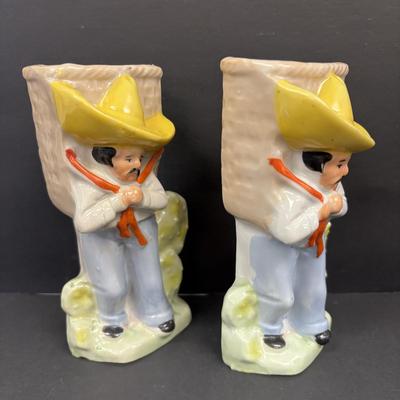 LOT 138: Vintage Japan Lusterware Porcelain Figural Wall Pockets & More