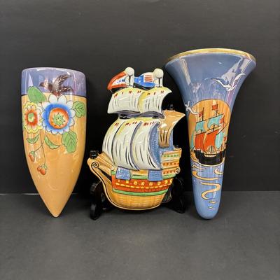 LOT 141: Vintage Japan Lusterware Porcelain Figural Wall Pockets: Art Deco, Ship & Floral