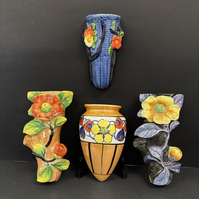 LOT 142: Vintage Floral Japan Lusterware Porcelain Figural Wall Pockets