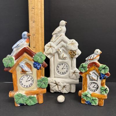 LOT 143: Vintage Hand-Painted Landscape Wall Pockets along with Vintage Cuckoo Clock Wall Pockets