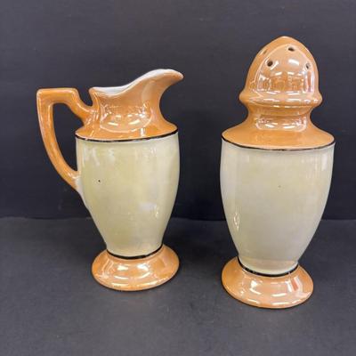 LOT 146: Vintage Japan Lusterware Wall Pockets, Creamer/Sugar Set, Fish/Bird Ashtrays and More