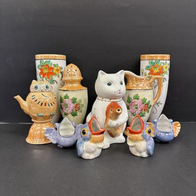 LOT 146: Vintage Japan Lusterware Wall Pockets, Creamer/Sugar Set, Fish/Bird Ashtrays and More