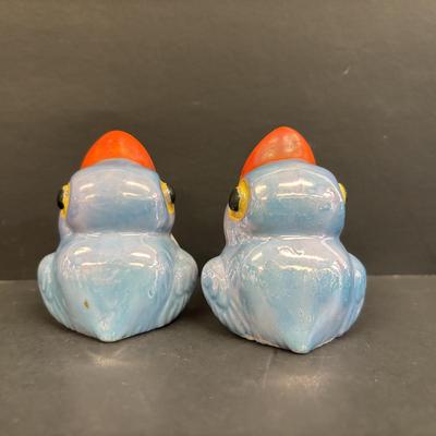 LOT 146: Vintage Japan Lusterware Wall Pockets, Creamer/Sugar Set, Fish/Bird Ashtrays and More