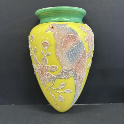 LOT 147: Vintage Moriage Bird Wall Pocket & Hand-Painted Figural Wall Pockets