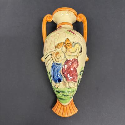 LOT 149: Vintage Wall Pockets: Miyata Ware, Yellow Parot, Bird/Floral