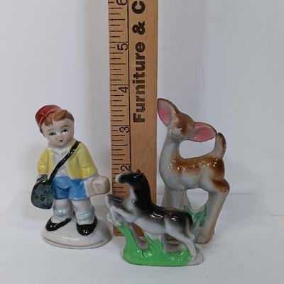 LOT 153: Set of (14) Vintage Japan Porcelain Miniature Figurines