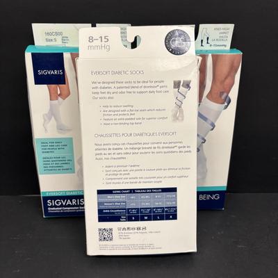 LOT 165: New/Old Stock Men's Diabetes & Compression Socks