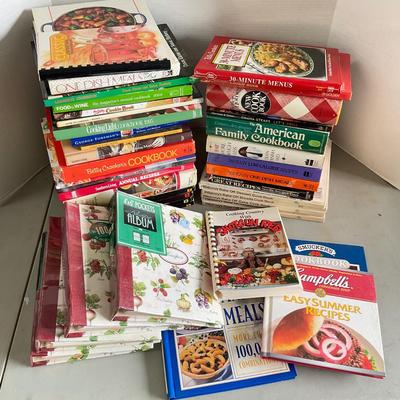 743 Lot of Cook Books and Blank Recipe File Books