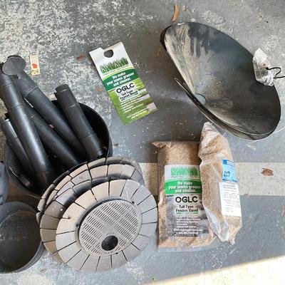 864 Garden Self Watering System with Bird House