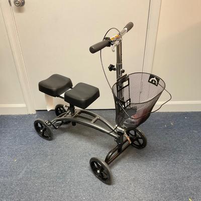 876 New DRIVE Knee Cart with Brakes