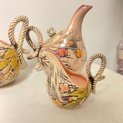 878 Vintage HULL Blossom Flight Teapot Set and Centerpiece Bowl