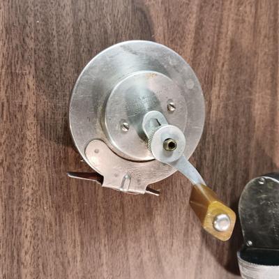 WRIGHT & MCGILL 10BC "ONE-LINE" & SHAKESPEARE "SPIN WONDEREEL DELUXE" 1800