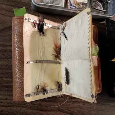 FLY TYING SUPPLIES AND FLIES IN HOLDERS