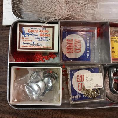 FLY TYING SUPPLIES AND FLIES IN HOLDERS