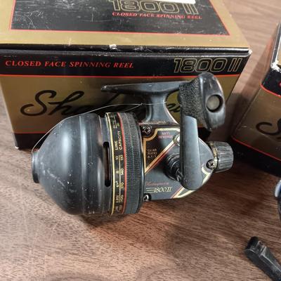 2 SHAKESPEARE 1800 II FISHING REELS WITH BOXES