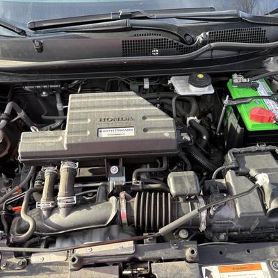 2018 HONDA CR-V EX - 30,000 miles AWD