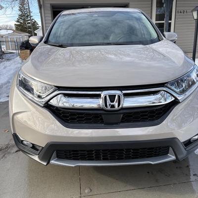2018 HONDA CR-V EX - 30,000 miles AWD