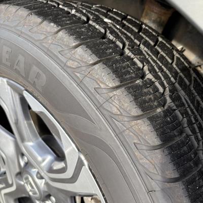 2018 HONDA CR-V EX - 30,000 miles AWD