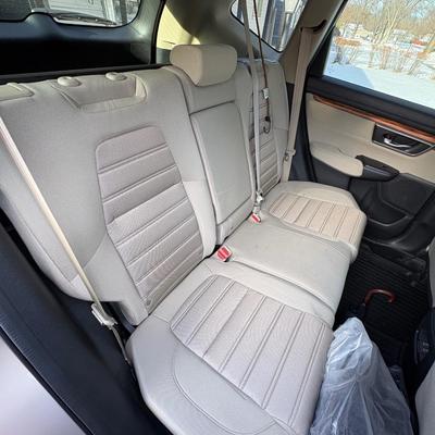 2018 HONDA CR-V EX - 30,000 miles AWD