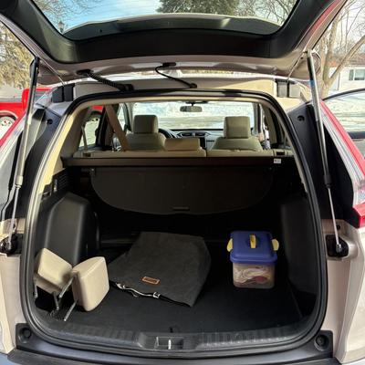 2018 HONDA CR-V EX - 30,000 miles AWD