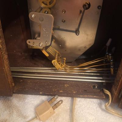 Seth Thomas Simsbury electric chime mantel clock- not working