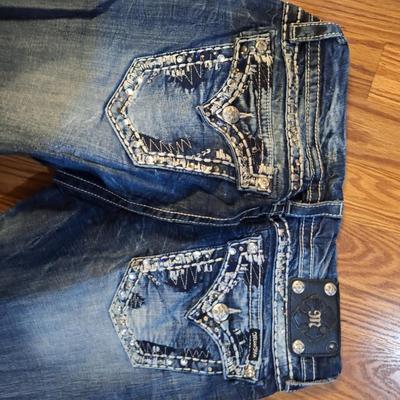 Sale Photo Thumbnail #150