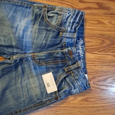 Sale Photo Thumbnail #215