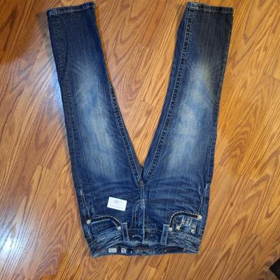 Sale Photo Thumbnail #226