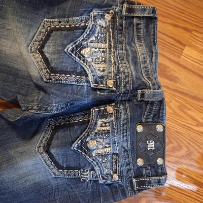 Sale Photo Thumbnail #230