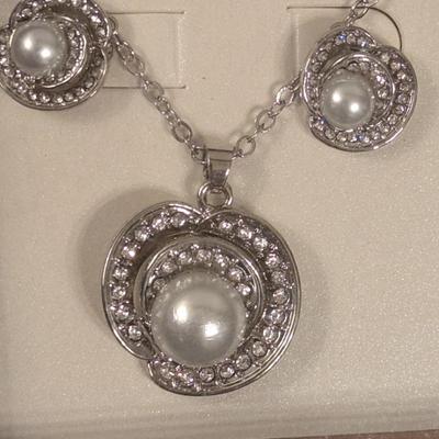 Sale Photo Thumbnail #476