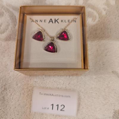 Sale Photo Thumbnail #492