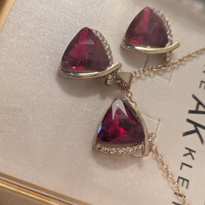 Sale Photo Thumbnail #495