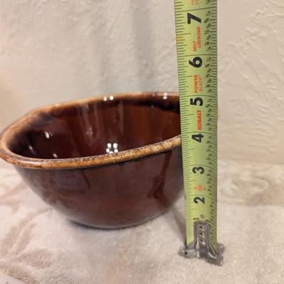 vintage 8 inch Hull pottery lip mising bowl with spout- brown drip glaze