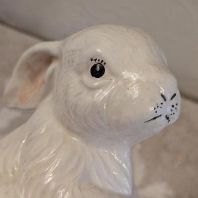 Ceramic bunny rabbit