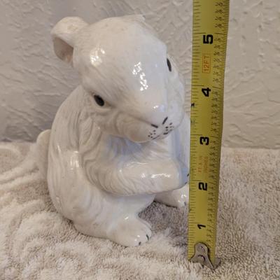 Ceramic bunny rabbit