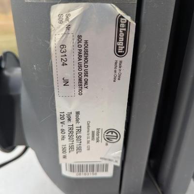 De'Longhi oil-filled radiant electric space heater