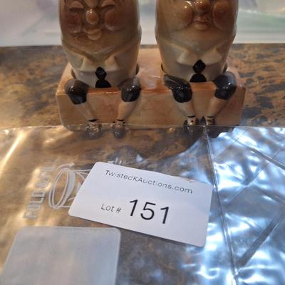 vintage ceramic Humpty Dumpty salt and pepper shakers set, likely from Japan in the 1950s
