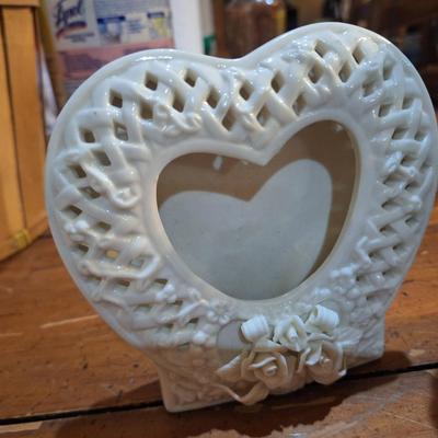 3 vintage bisque vanity items,