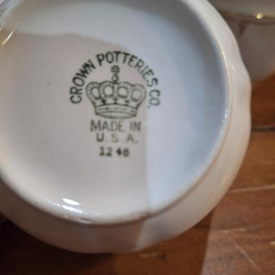 5 bowls by crown potteries