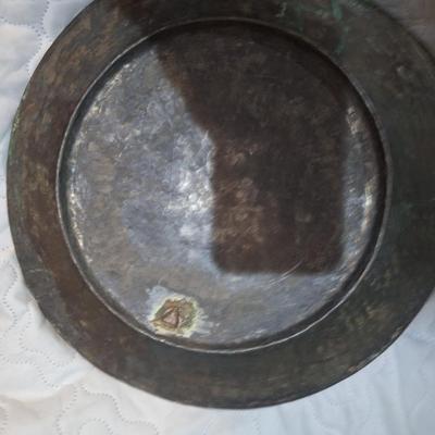 handcrafted coppoer plates engraved and hammered designs