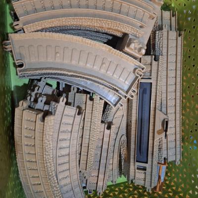 lot of Thomas and Friends trackmaster tracks, and train pieces