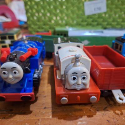 lot of Thomas and Friends trackmaster tracks, and train pieces