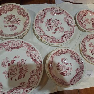 Woods ware fine English china -Cambridge pattern- a few pieces are discolored, see all photos.
