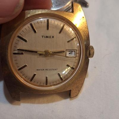 mixed lot of watches, looks like a few of them are timex