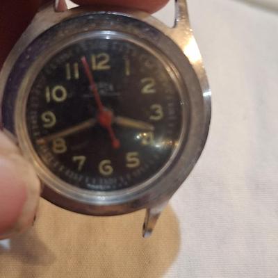 mixed lot of watches, looks like a few of them are timex