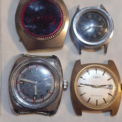 mixed lot of watches, looks like a few of them are timex