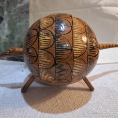 handcrafted Oazacan armadillo - head and tail bobble with motion