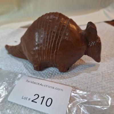 hand crafted aramadillof figurine