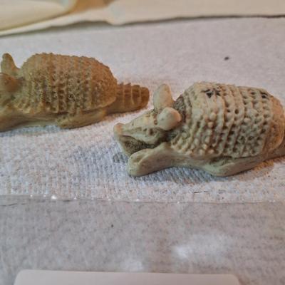 2 more armadillo figurines